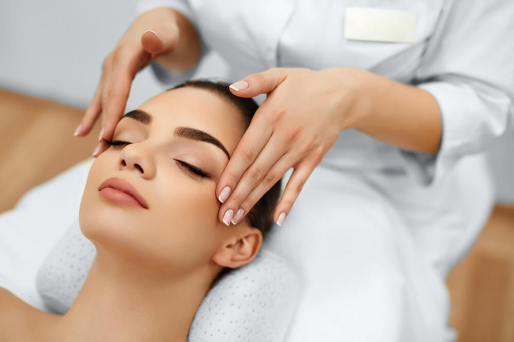 Laser and Light Therapy: How It Works and What to Expect