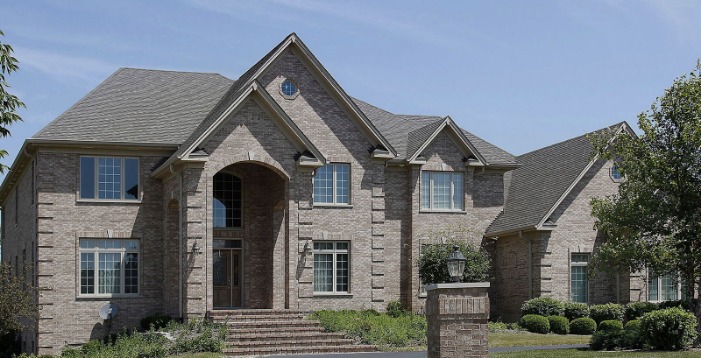 Why You Should Choose a Professional Roofing Contractor in Madison