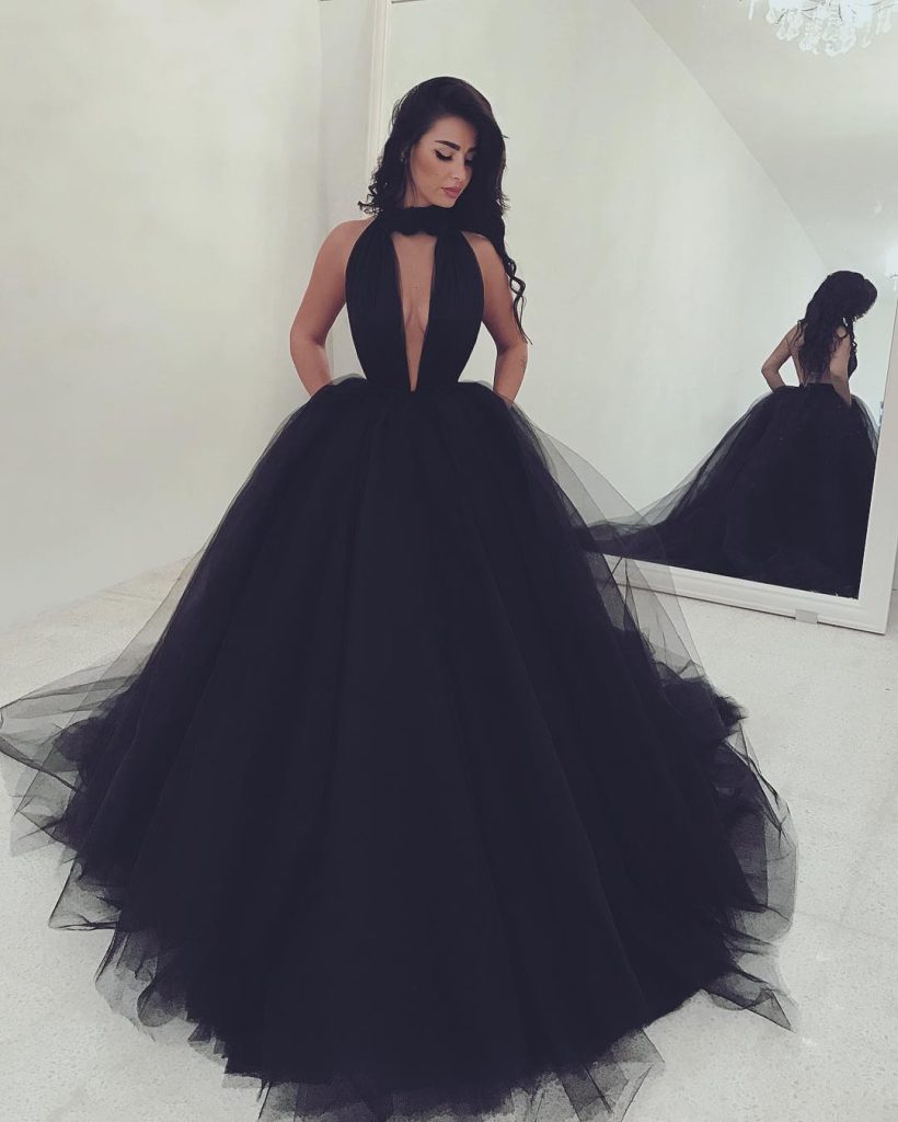 Discover Your Dream Prom Gown Online