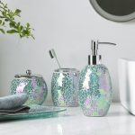 How to choose the best material for bathroom accessories?