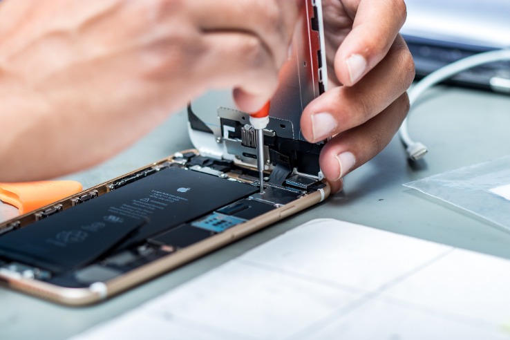 Revolutionizing the Greenery with Cutting-Edge Phone Repair in Botany