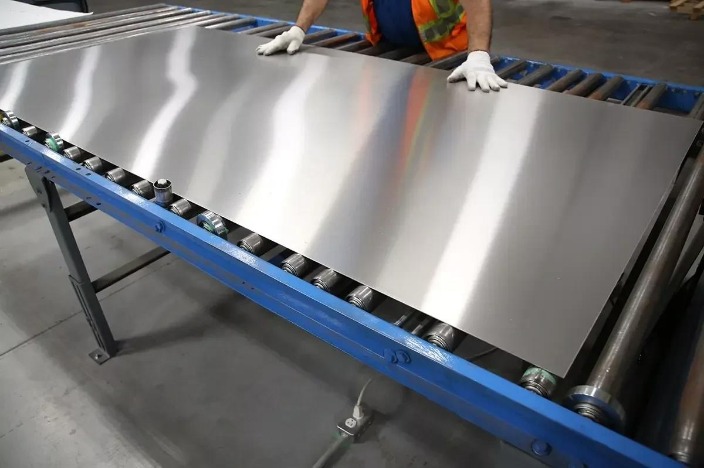 Unveiling the Aesthetic Potentials of Modern Stainless Steel