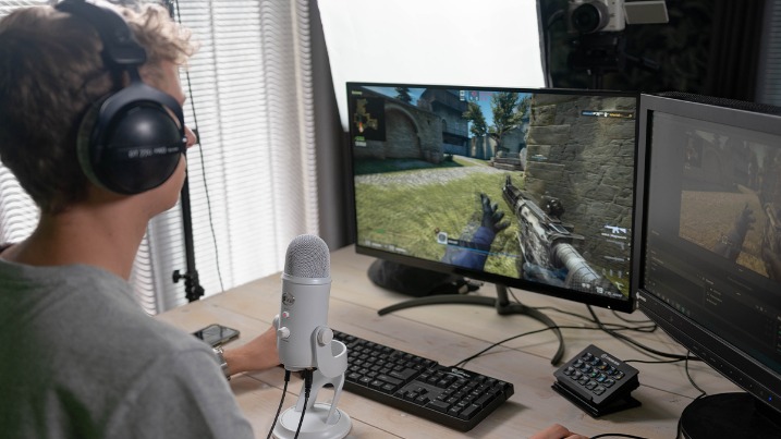 Immersive Realms: The Rise of Gaming Online
